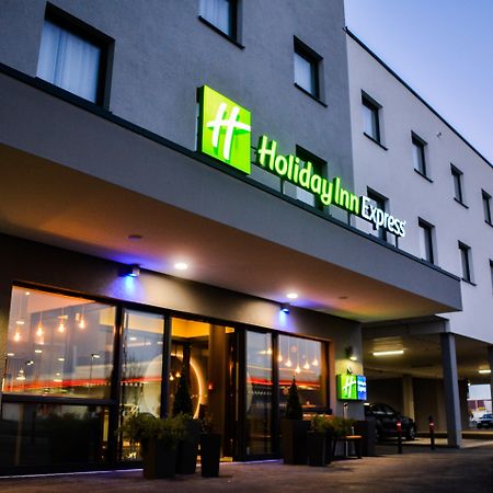 Holiday Inn Express Munich - Olching, An Ihg Hotel エクステリア 写真
